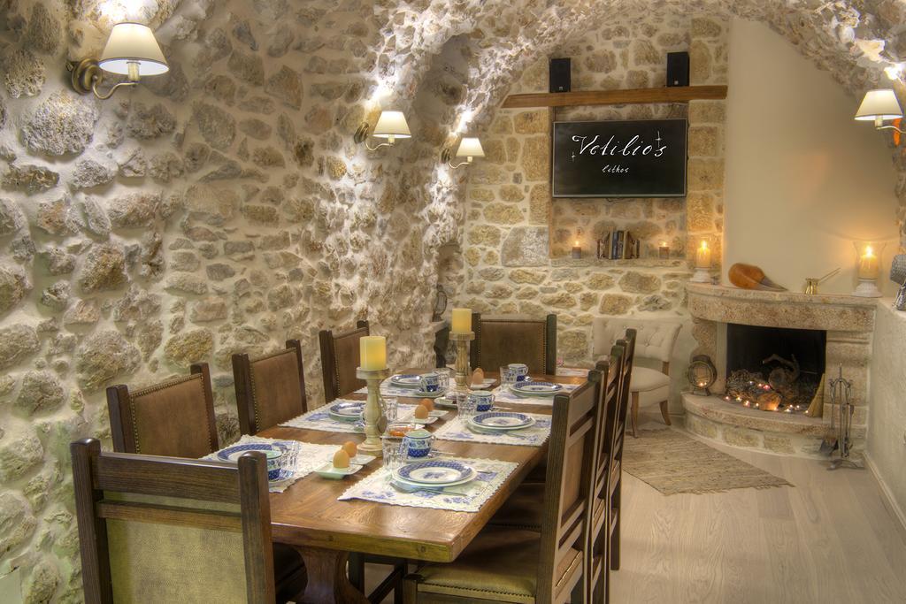 Vetilios Lithos Boutique Hotel Néon Oítilon Exterior foto